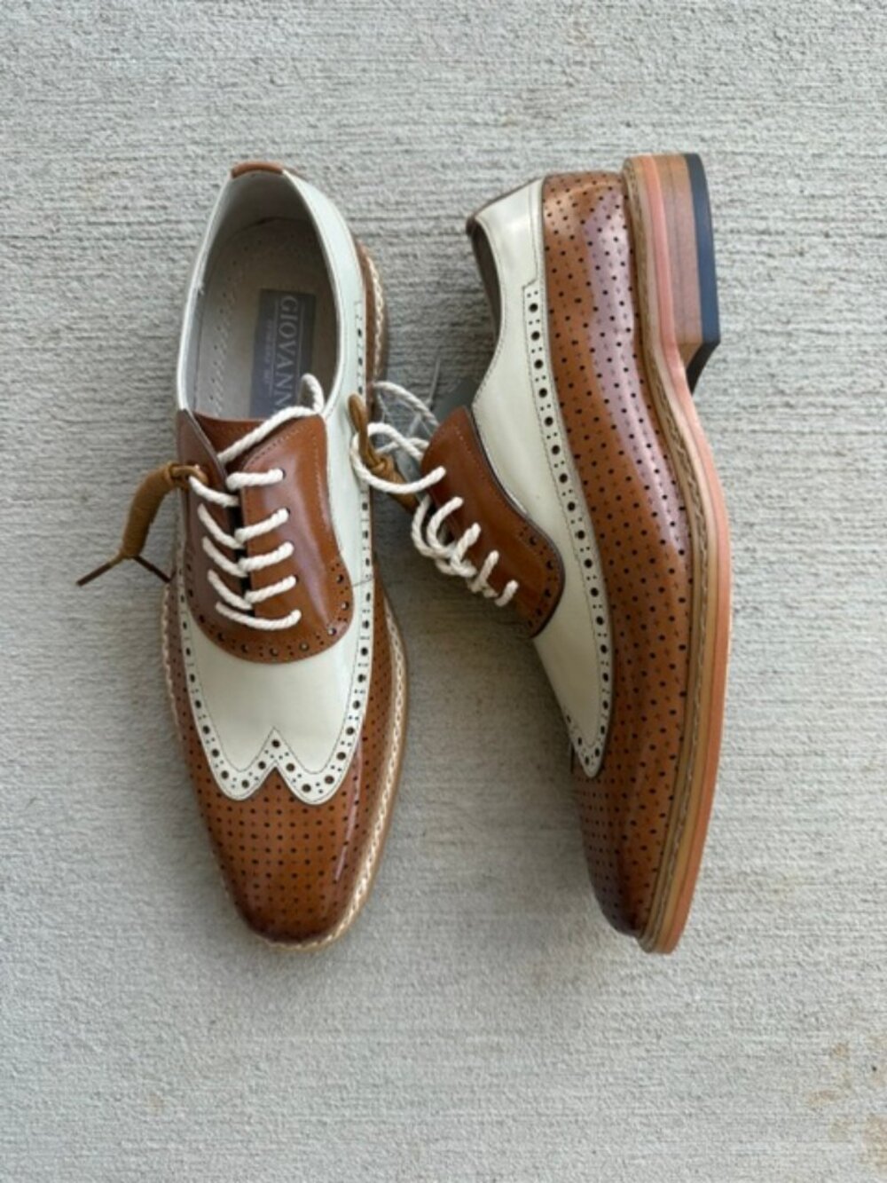 giovanni rio wingtip shoes new in box